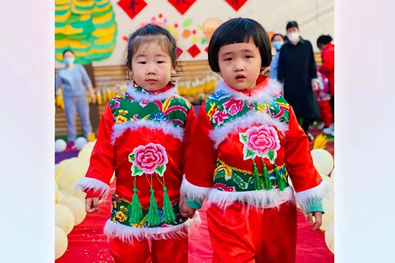 河北保定跨世紀幼兒園：“蔬果樂悠遊，萌娃慶豐收”幼兒園豐收節主題活動